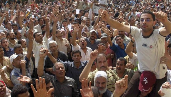 عمال قطاع الأعمال في مصر: صرخات متألمة ضد الفساد وغلاء المعيشة