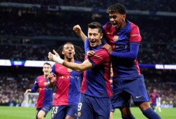 برشلونة يلقن ريال مدريد درسًا قاسيًا برباعية في البرنابيو (شاهد الأهداف)