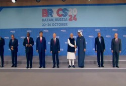 السيسي في قمة البريكس: غياب الدعم الفلسطيني وإغفال الأزمات الإنسانية