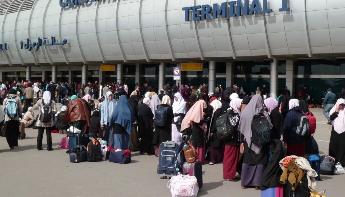 ضوابط جديدة لسفر المصريات إلى السعودية: تصريح مسبق وإجراءات مشددة