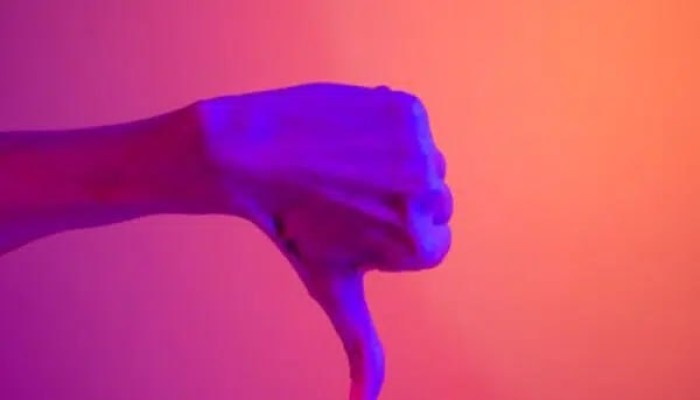 ثقافة الإصرار على الخطأ والمجاهرة به