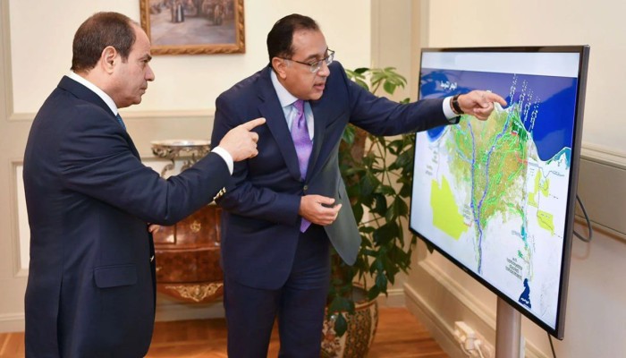 السيسي ينقل تبعية الصندوق السيادي لوزارة الاستثمار لتسريع بيع أصول الدولة للأجانب