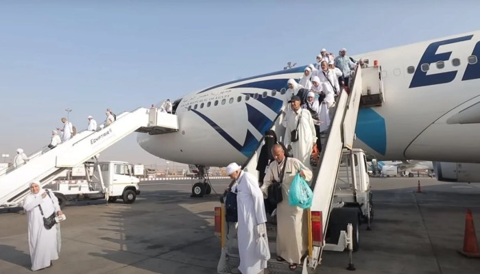 فشل السيسي الاقتصادي يرفع رسوم االعمرة وللحج 50%
