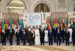 مفكرون وإعلاميون يسخرون من قمة قرع الفناجيل .. وتساؤلات عن النتائج؟!
