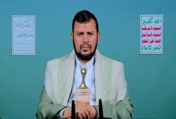 استهدفوا الأمريكان بـ 29 صاروخًا ومسيرة .. الحوثي: القمة العربية الإسلامية لم تقدم سوى بيانات!