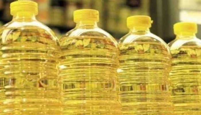 بدعاوى الاحتكار.. زيت الطعام يرتفع 18% والسائب بنسبة 37.5% في شهرين!!