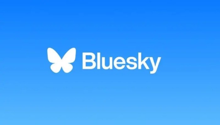 "CNBC" الأمريكية: مستخدمو "إكس" يغادرونه إلى (Bluesky) بسبب هذه المزايا!