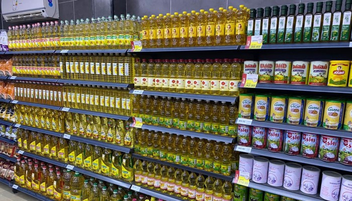 9 جنيهات... زيادة جديدة لزجاجة زيت الطعام بالأسواق
