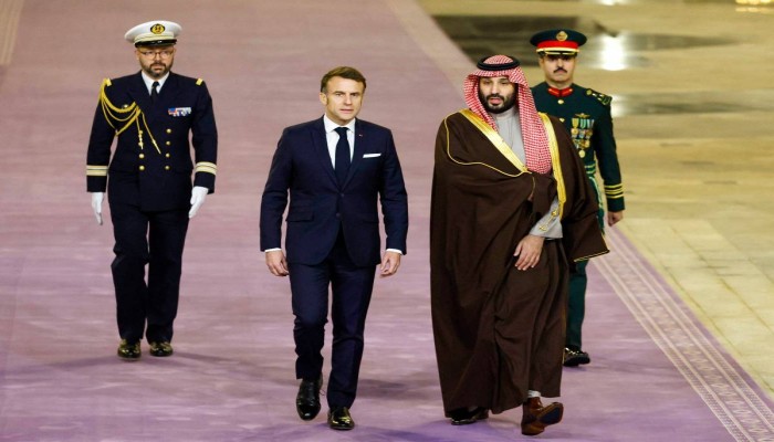 فرنسا والسعودية توقعان اتفاقية شراكة إستراتيجية وتدعوان إلى انتخابات جديدة في لبنان
