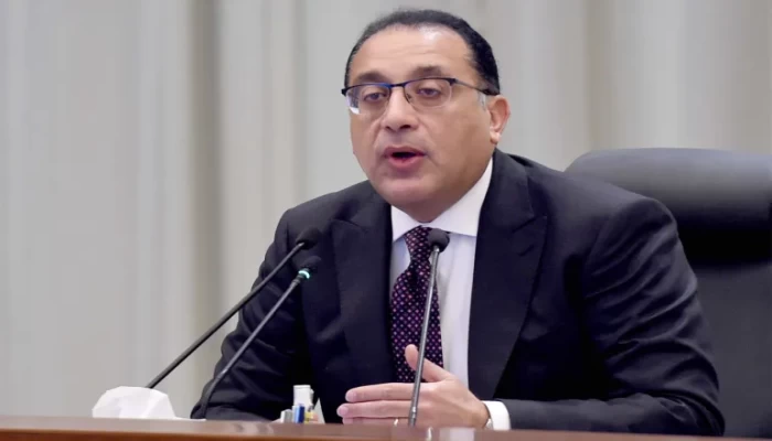 رسميًا.. حكومة السيسي تعتزم طرح 4 شركات تابعة للجيش في البورصة