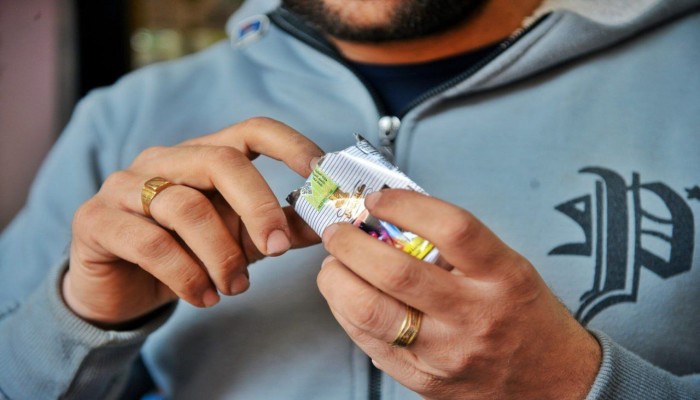 الجمارك تطبق الزيادة الثانية على أسعار السجائر