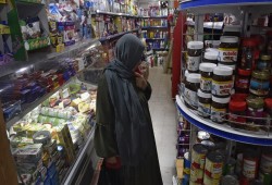 زيادات الأسعار تضرب السوق المصري...المشترين في حيرة والتجار في متاهة الدولار