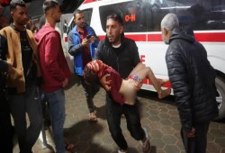 تطورات متسارعة في غزة: صفقات تبادل واحتجاجات دولية وسط تدهور الأوضاع