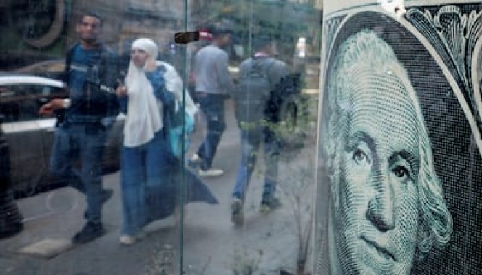 هل يمكن تخفيض قيمة الجنيه المصري مرة أخرى؟