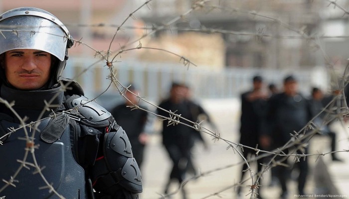 حبس 38 معتقلا بعد فترات إخفاء قسري متفاوتة وتجديد حبس الصحفي أحمد بيومي