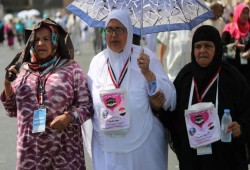 بدء القرعة اليوم.. حكومة السيسي تطرح حجًا اقتصاديًا بـ250 ألف جنيه فقط تخفيفًا على المواطنين!