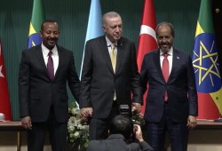 أمام تخوفاتٍ من التمدد التركي .. "الانعزالية البلهاء" ميّزت موقف منقلب مصر تجاه الصومال وإثيوبيا