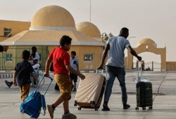 هيومن رايتس ووتش: قانون اللجوء الذي صدق عليه السيسي يهدد حقوق اللاجئين