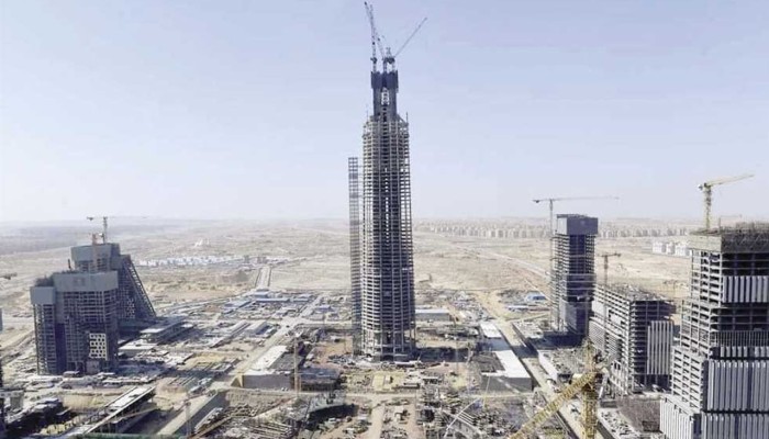 بالفيديو.. السيسي يتفاوض مع شركة فوربس لبناء برج جديد بمليار دولار