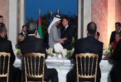 بشماعة "الإخوان".. فرنسا تقتحم معاهد علمية إسلامية وسط تهييج اللجان الإلكترونية بأبوظبي!