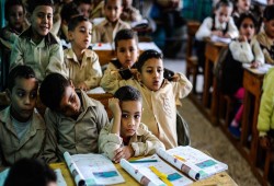 المناهج الدراسية المصرية تتغير... إشادة صهيونية وتساؤلات حول المحذوف