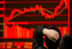 البورصة تغرق في الأحمر بخسارة 13.5 مليار جنيه في ختام تعاملات الأحد