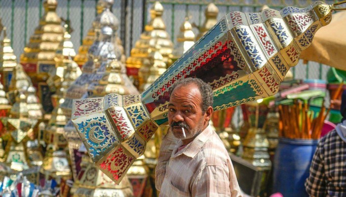 قبيل رمضان..زيادة25% بأسعار الفوانيس لارتفاع تكاليف الصناعة