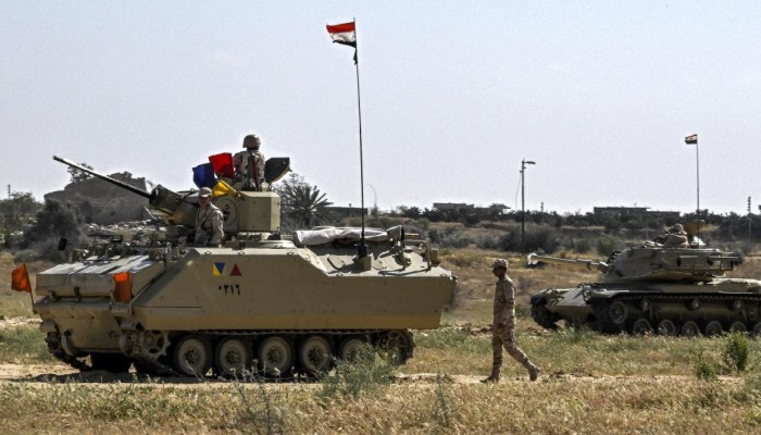 خبراء يكشفون أهدف استثناء مصر من وقف المساعدات الأمريكية