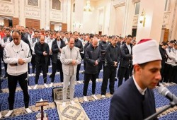 سؤال الاصطفاف الوطني ضد تهجير الفلسطينيين: هل يمكن الاصطفاف مع جنرال لا يقبل أحدًا بجواره؟