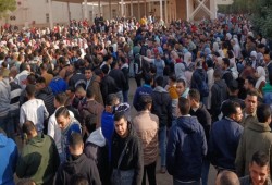 فض قسري لإضراب عمال "تي آند سي" بعد إخلاء سبيل 9 عمال معتقلين دون تحقيق مطالبهم