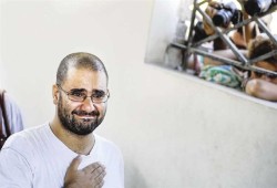 خالد علي: لا مبرر لاستمرار احتجاز علاء عبد الفتاح بعد انتهاء عقوبته