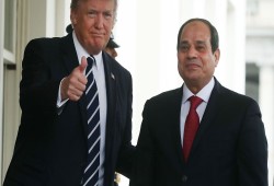 نيوز ويك: هل السيسي سيظل ديكتاتور ترامب المفضل؟