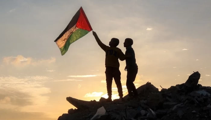 ميدل إيست آي: غزة هي وطن فلسطيني وليست منتجع ترامب الفاخر