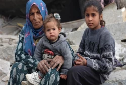 ديفيد هيرست: إذا حاول ترامب الاستيلاء على غزة سيموت الفلسطينيون في أماكنهم