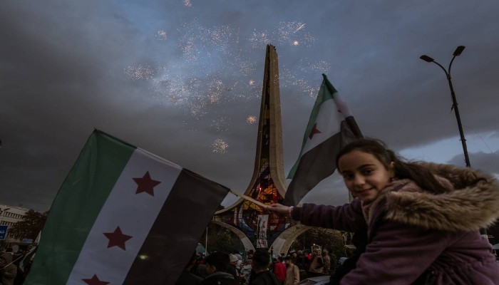 ميدل إيست مونيتور: ملاحظات على المرحلة الانتقالية في سوريا