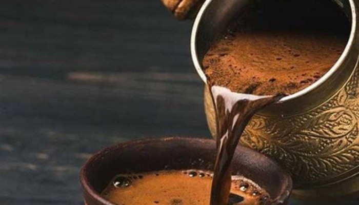 مزاج المصريين في خطر.. القهوة تحت وطأة الارتفاعات القياسية