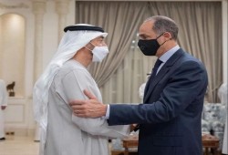 من أجمل لحظات المصريين رغم مرور 14 عامًا.. مواطنون يتداولون مقاطع ذكرى التنحي وميدان التحرير