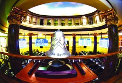 رأس المال السوقي للبورصة المصرية يفقد 16.5 مليار جنيه في أسبوع