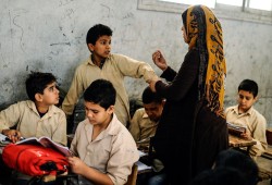 تصاعد العنف في المدارس.. مسؤولية مجتمعية تستدعي التحرك العاجل