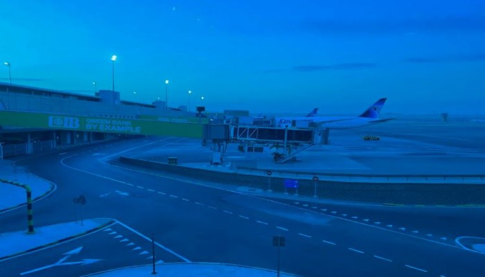 بعد مطار القاهرة ومرسى علم.. اتجاه إماراتي للاستحواذ على محطات وقود الطائرات في مصر