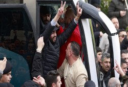 تسليم جثث 4 أسرى صهاينة وتحرير 642 أسيرًا فلسطينيًا في سابع تبادل ضمن اتفاق غزة (شاهد)