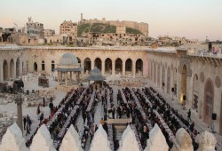 أول رمضان بسوريا دون "أسد" منذ 1971.. صيام بطعم الحرية والكرامة