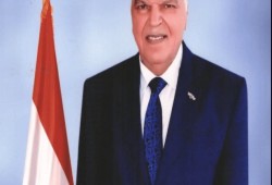 أمن السيسي يحمي نقيب المعلمين المعين رغم سقوطه بقضية رشوة  كبرى
