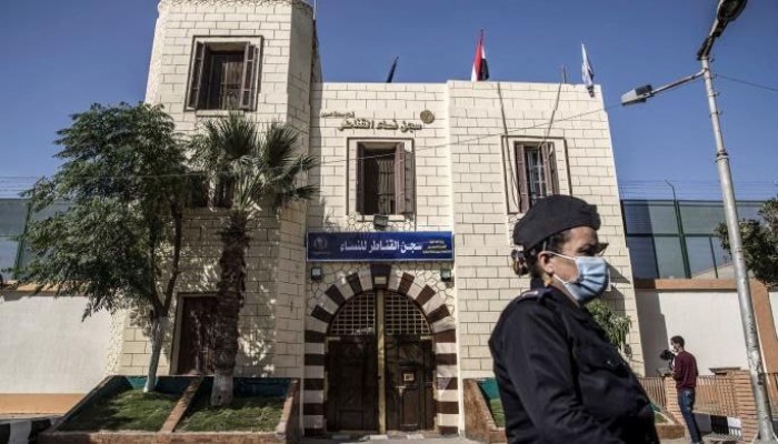 بمناسبة اليوم العالمي للمرأة...300 معتقلة في سجون السيسي