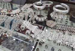 قفزة قياسية في أسعار الفضة خلال الأسبوع الأول من رمضان