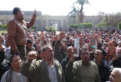 قانون العمل الجديد منزوع الحقوق والحريات