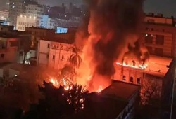 بالفيديو.. حريق هائل في منشآت وزارة الصحة بالقاهرة