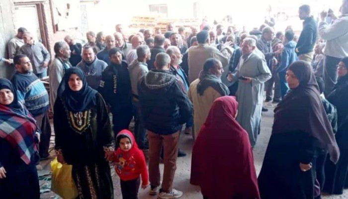 سيراميكا إينوفا تسرح 350 عاملًا وتجبر الباقين على العمل لساعات إضافية