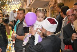 شاهد..كيف رد أهالي المطرية على مشاركة العرجاني بإفطارهم: "مالهمش شعبية وبيتمسحوا في الناس!"