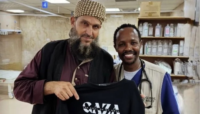 شاهد.. ممرض أمريكي يعلن إسلامه متأثرا بصمود أهل غزة